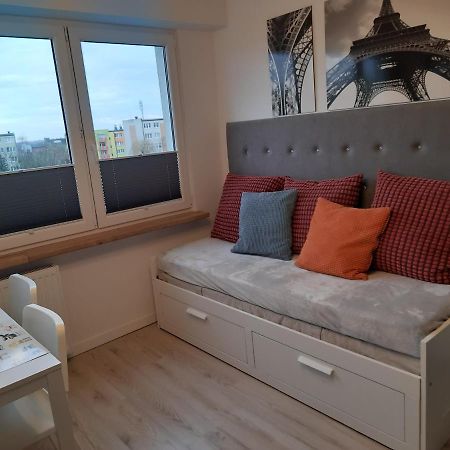 Family Suite Swiecie Bagian luar foto